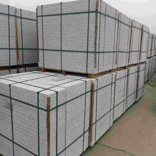 宁德 白麻花岗岩石材荔枝面地铺石（300*600*50）