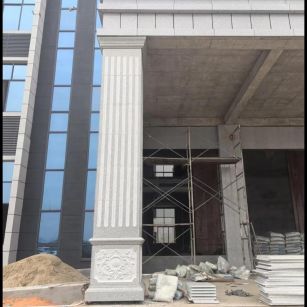 宁德 芝麻白光面花岗岩门楼大柱（罗马柱）配雕花底座