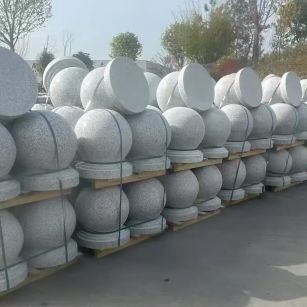 宁德 白麻花岗岩石材圆球，石球，挡车球，隔离球，景观石球，风水球等