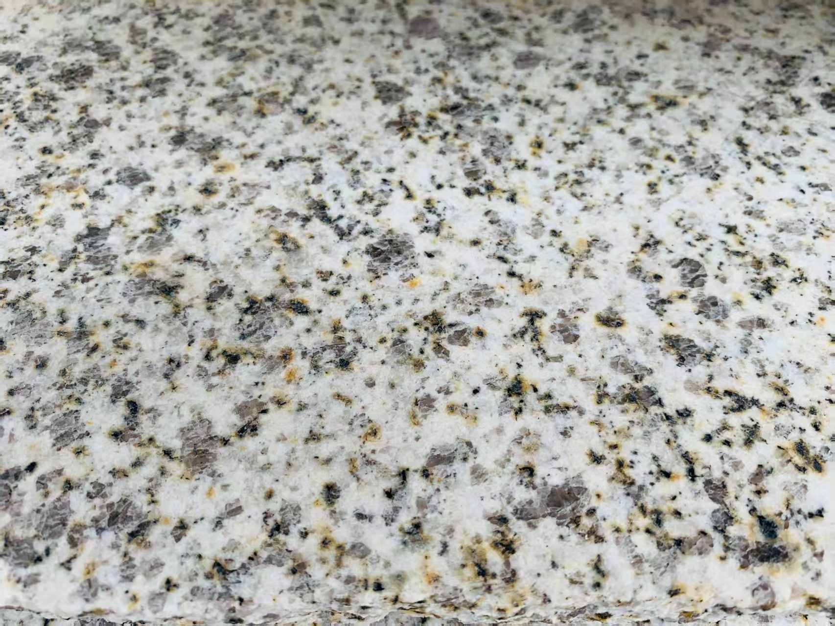 宁德 黄金麻花岗岩石材浅黄光面