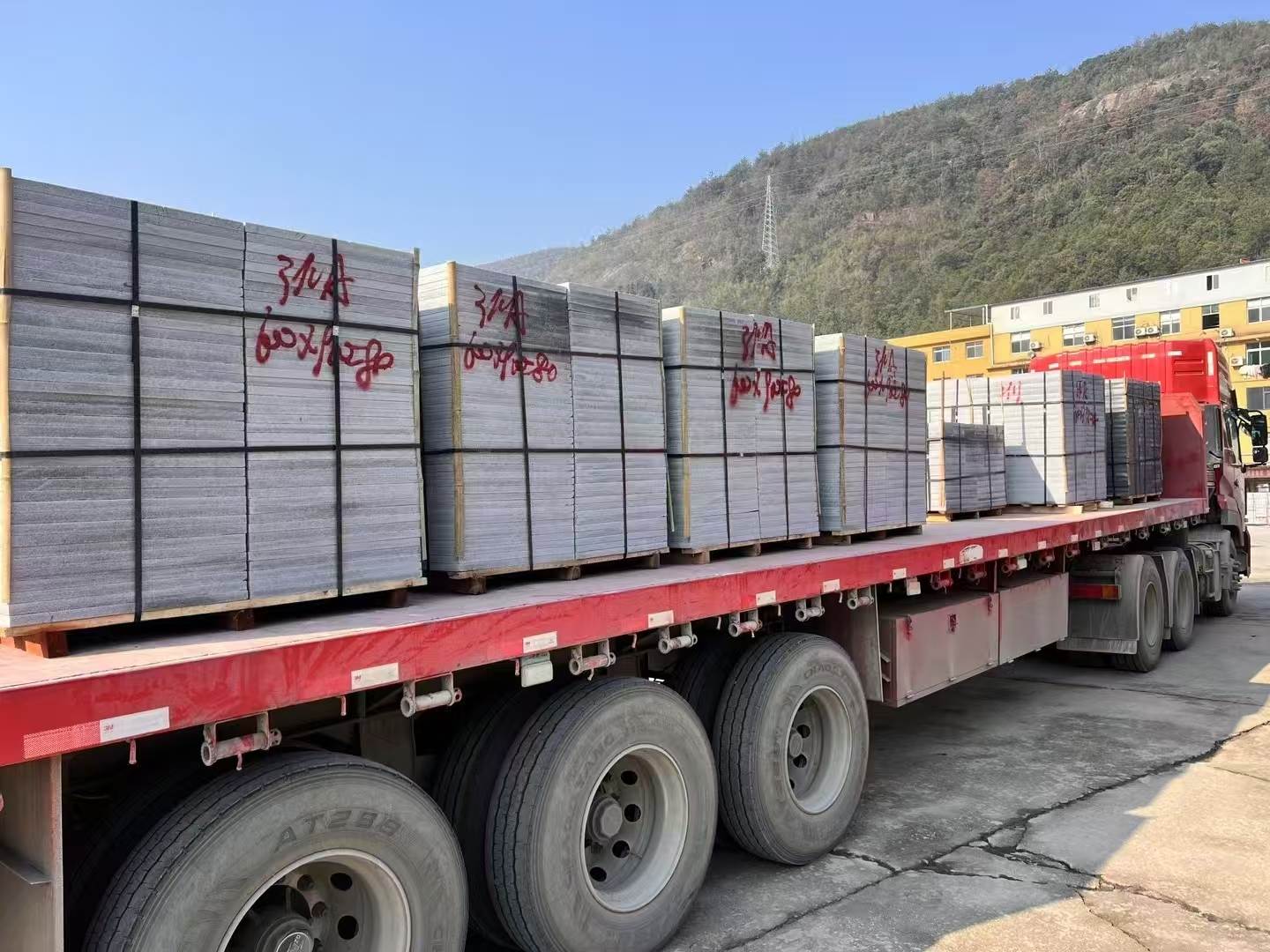 宁德 芝麻灰地铺石出货日常