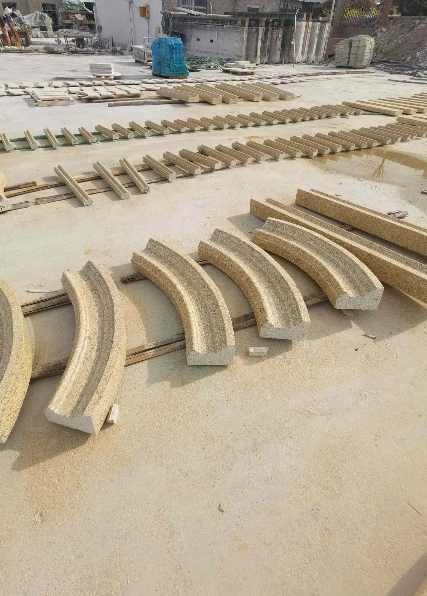 宁德 黄金麻花岗岩别墅线条