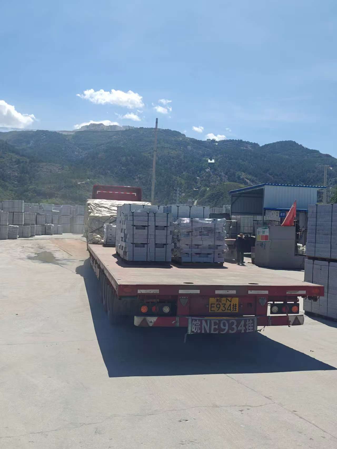 宁德 芝麻白仿形路沿石，直形路沿石