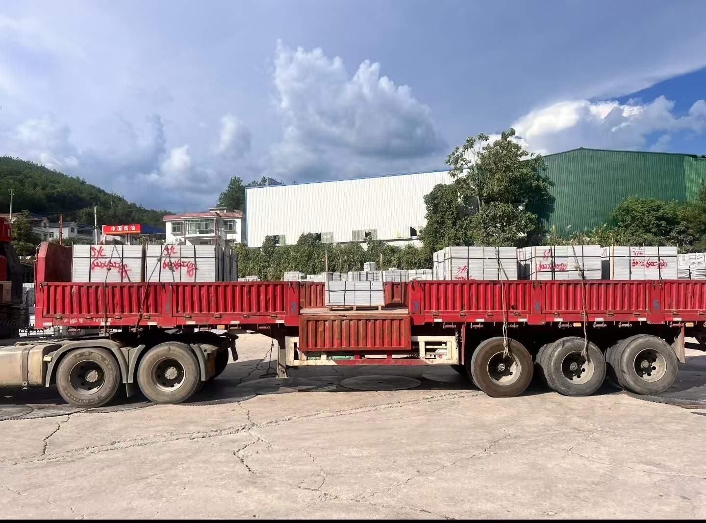 宁德 芝麻灰花岗岩地铺石出货日常