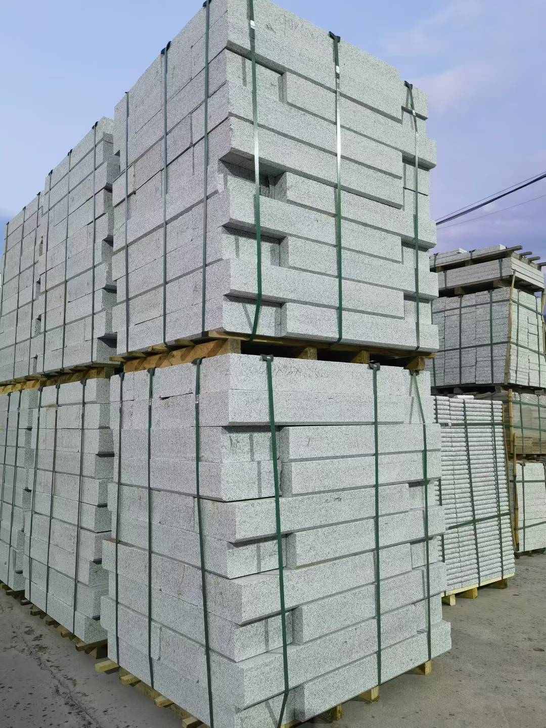 宁德 芝麻白花岗岩路沿石，路缘石，路肩石，道牙，立缘石，马路牙子，街沿石，侧石等