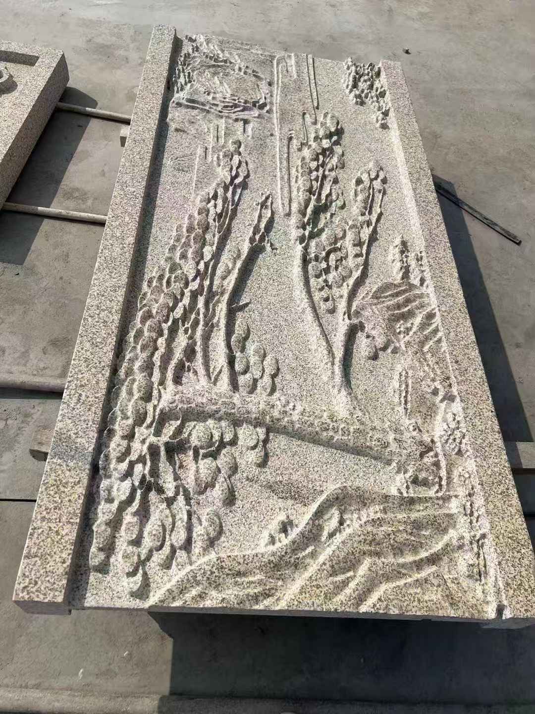 宁德 黄金麻雕刻板浮雕迎客松