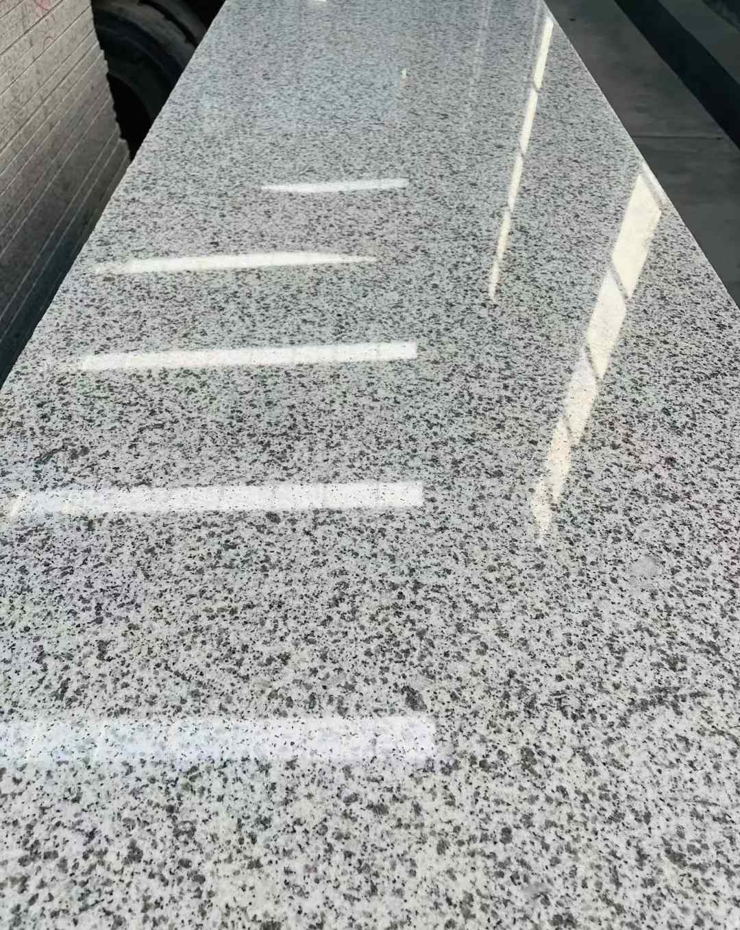 宁德 白麻花岗岩光面毛板